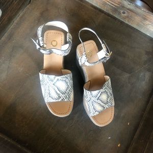 Womens leather wedge